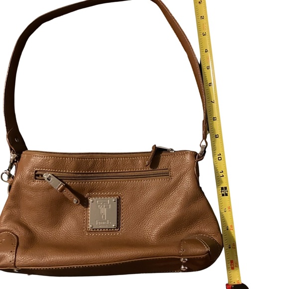 New, no tags…. Cute little Tignanello handbag. - Picture 3 of 3